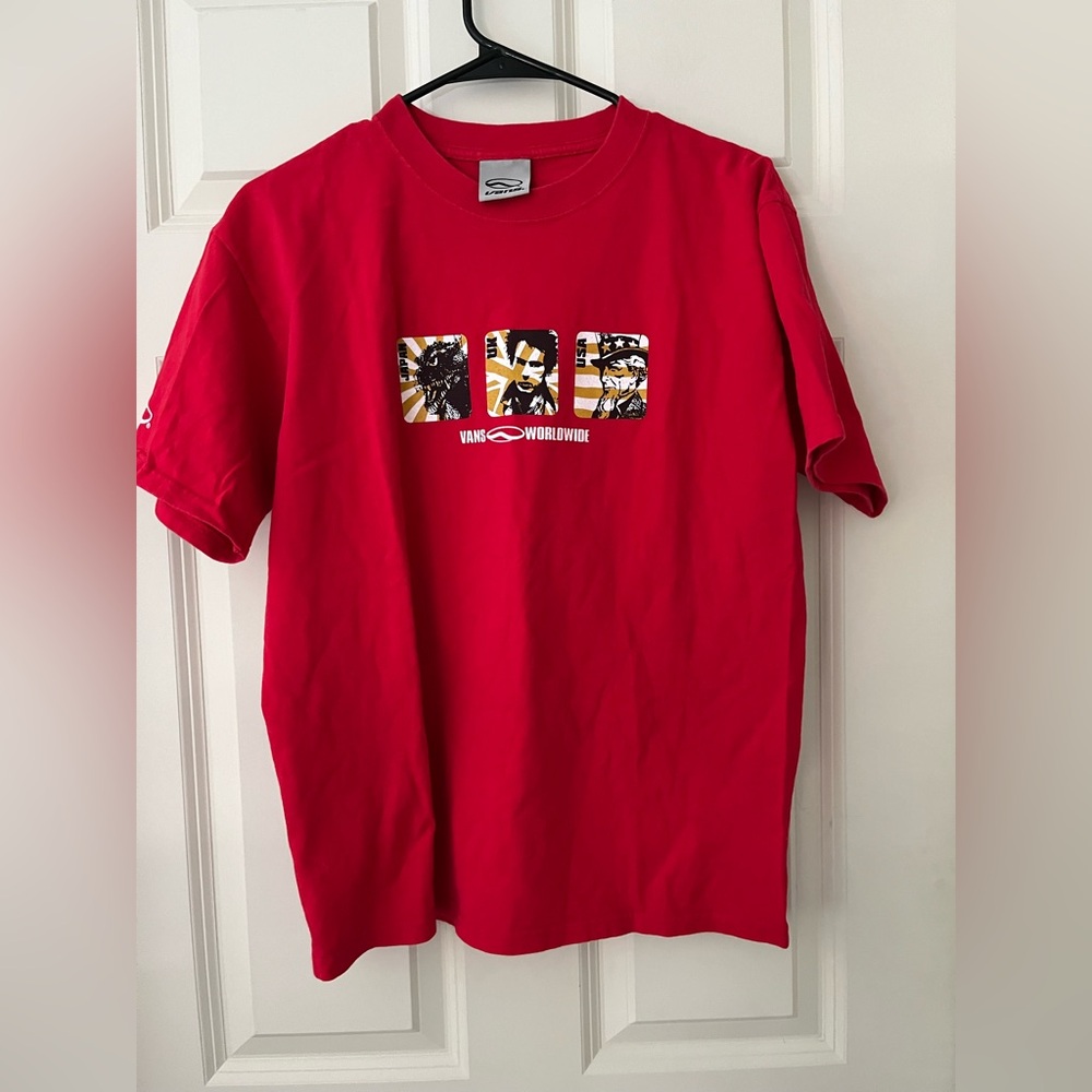Men’s Vans Worldwide Graphic Japan UK USA Red short sleeve t-shirt Rare Small